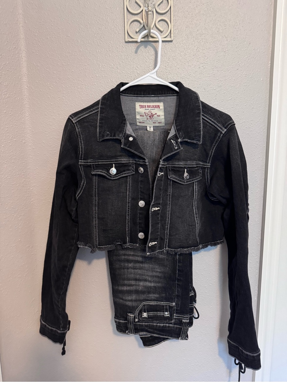 True Religion Women's Black Cropped Denim M Jacket & Sz 27 Jeans - SET